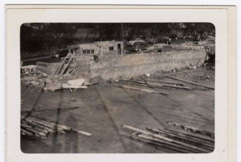 Stone wall at the temple construction site (ddr-sbbt-4-118)