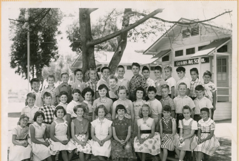 Class photo (ddr-densho-522-615)