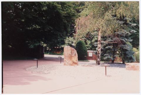 Driveway with rock landscaping (ddr-densho-377-1892)