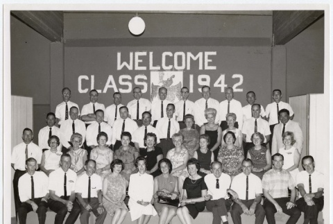Hood River High School 25th Reunion of the Class of 1942 (ddr-densho-259-573)
