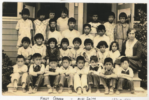 Schoolchildren (ddr-manz-10-128)