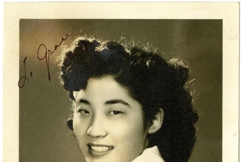 Signed photograph of a woman (ddr-manz-6-49)