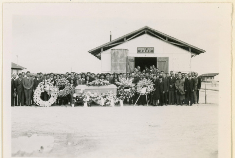 Attendees at Toyotaro Mine's funeral (ddr-densho-37-1362)