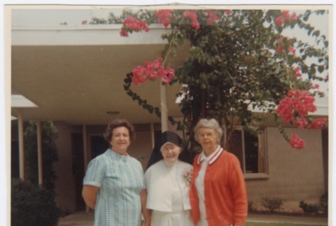 (Photograph) - Image of nun and two women (Front) (ddr-densho-330-287-mezzanine-ef9e1ae286)