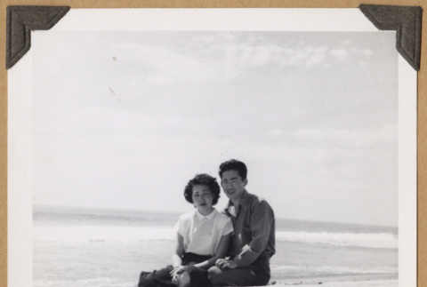 The Kikawas on a sandy beach (ddr-densho-542-343)