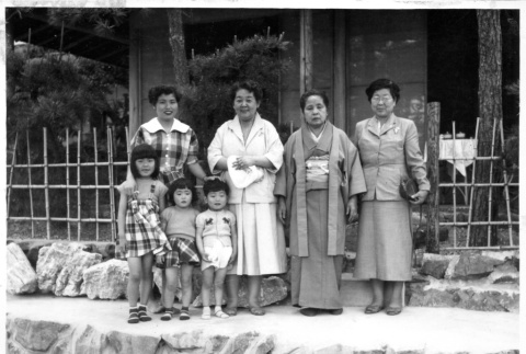 Kamie Taenaka, family reunion (ddr-csujad-25-178)