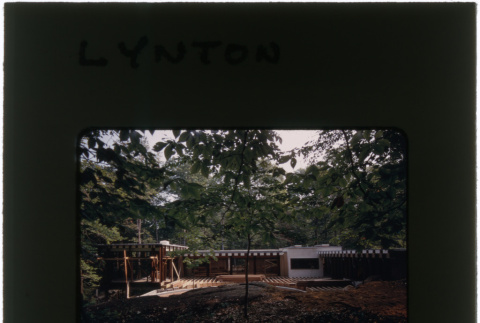 Home construction at the Lynton poject (ddr-densho-377-1169)