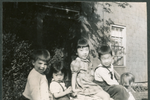 5 children in a wagon (ddr-densho-443-152)