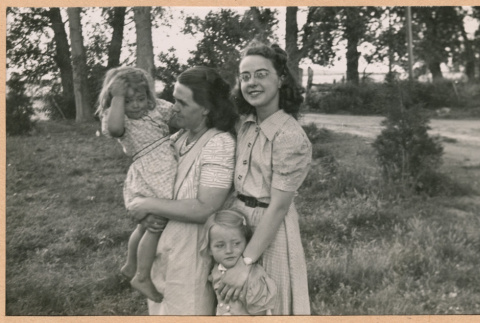 Pauline, Her mother and her sisters (ddr-densho-468-302)