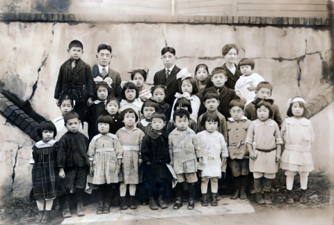 Photograph (ddr-densho-474-205-mezzanine-68ba69a9e6)