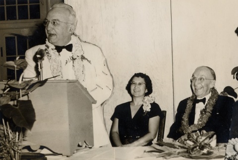 Bishop A. Frank Smith giving a speech at a banquet of the Hawaii Mission of the Methodist Church (ddr-njpa-1-1837)