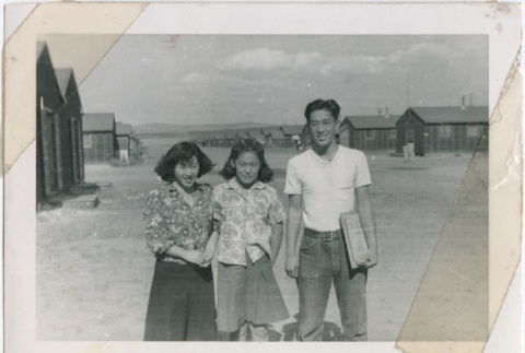 Two women and a man at Tule Lake (ddr-densho-298-5)