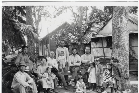 Japanese Family (ddr-densho-259-555)