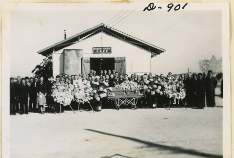 Mourners at Sambo Soto's funeral (ddr-densho-37-1935)