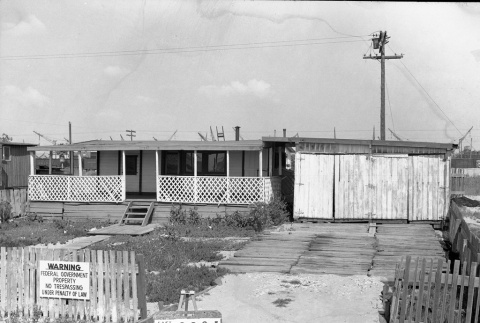 House labeled East San Pedro Tract 020A (ddr-csujad-43-166)