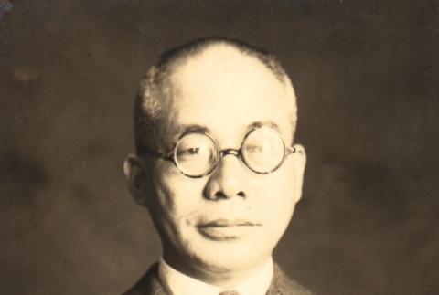 Portrait of a man (ddr-njpa-4-2304)