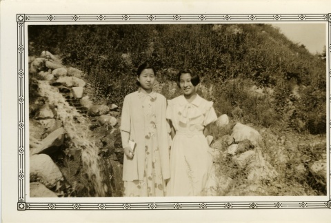 Sisters on an outing (ddr-densho-16-19)