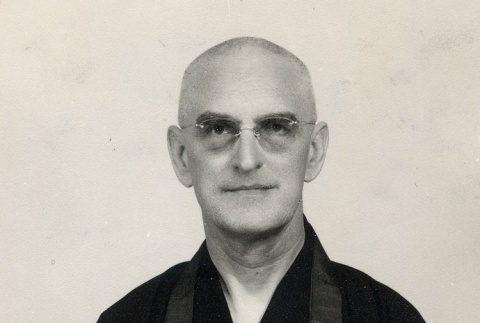 Portrait of Buddhist priest in vestments (ddr-njpa-2-887)