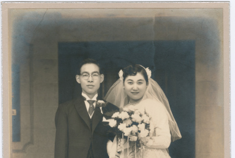 Lawrence and Yoko (Kudo) Miwa wedding portrait (ddr-densho-437-13)