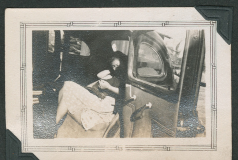 Photograph (ddr-densho-550-165-mezzanine-d077e41400)