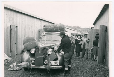 Loading car (ddr-densho-1007-211)