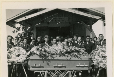 Funeral of Umeda Magoshiro (ddr-densho-37-1093)