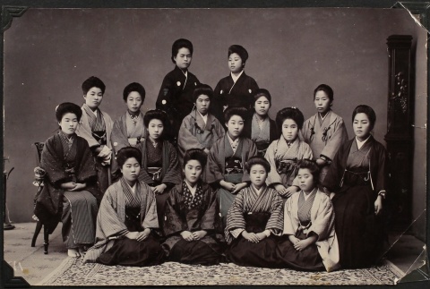 Japanese women in kimono (ddr-densho-259-87)