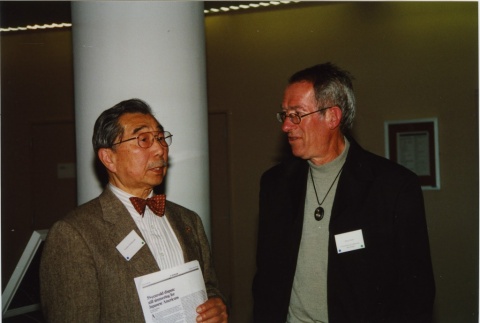 Gordon Hirabayashi and conference panelist (ddr-densho-26-21)