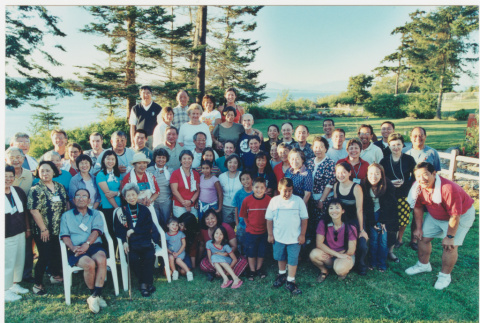 Domoto Family Reunion photograph (ddr-densho-329-1122)