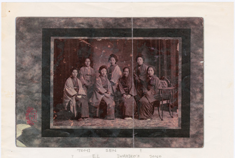 Family portrait (ddr-densho-335-327)