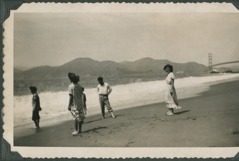 Group at Baker's Beach (ddr-densho-321-1003)