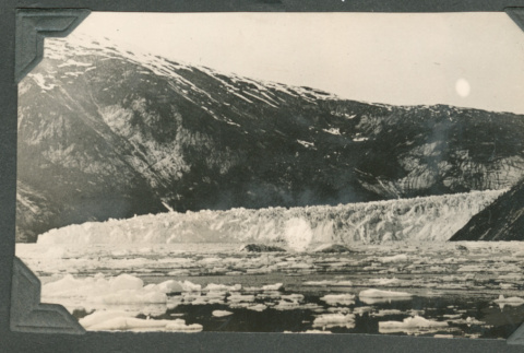 Taku glacier (ddr-densho-540-123)