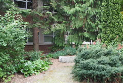Japanese American Remembrance Garden, Seattle University (ddr-densho-354-2734)