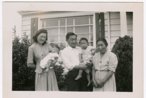 Fukuyama family (ddr-densho-462-61)