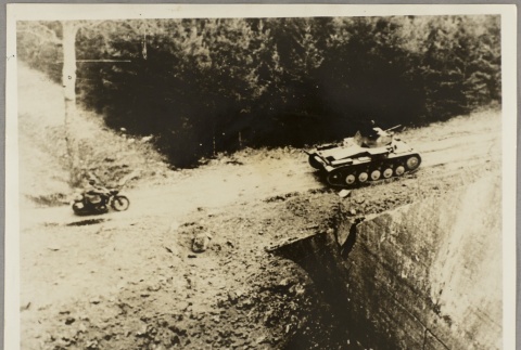 Tank crossing a bridge (ddr-njpa-13-1670)