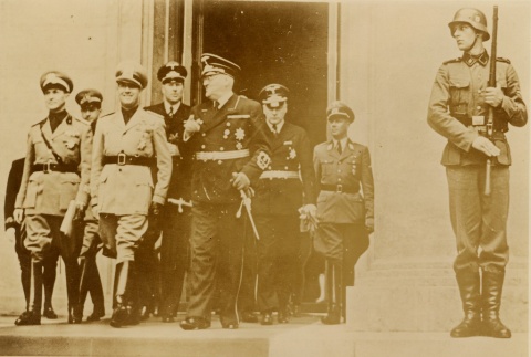 Galeazzo Ciano with Otto Meissner and other Nazi leaders (ddr-njpa-1-64)