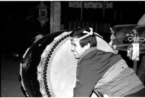 Kenny lifting drum (ddr-densho-1007-1232)