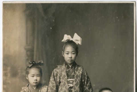 Nisei children (ddr-densho-308-3)