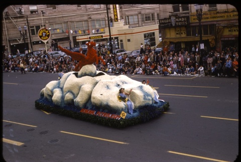 Portland Rose Festival Parade- float 33 