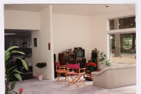 New Home interior (ddr-densho-477-664)