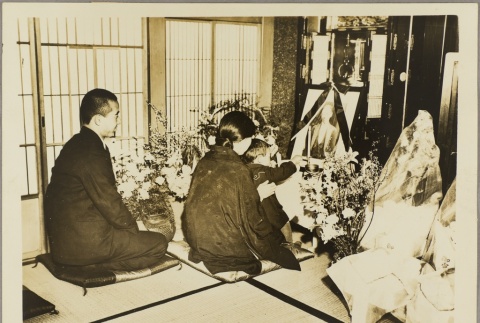 Shinji Fujii's family at altar (ddr-njpa-5-1029)