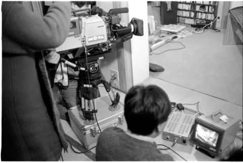 Filming behind the scenes (ddr-densho-1007-1315)
