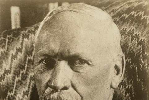 Portrait of a man (ddr-njpa-1-1809)