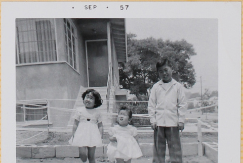 William, Susan and Leslie Shiomi (ddr-densho-522-434)