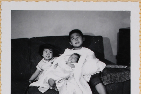 William, Susan and Leslie Shiomi (ddr-densho-522-392)