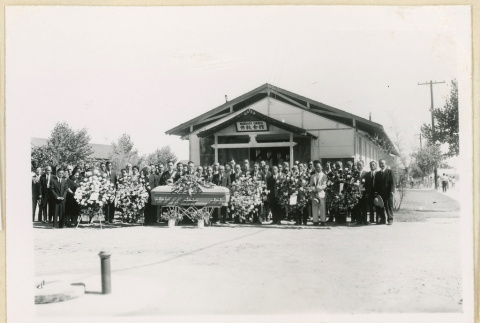 Funeral for Yasutaro Kamio (ddr-densho-37-1631)