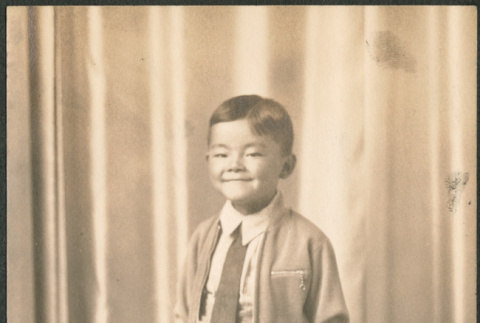 Portrait of boy (ddr-densho-293-120)