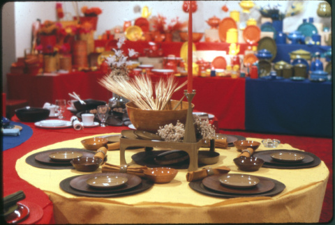 Display of table setting (ddr-densho-426-365)