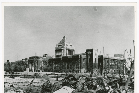 Tokyo Diet Building surrounded by wreckage (ddr-densho-1007-245)