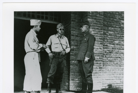 Three soldiers talking (ddr-densho-1007-375)